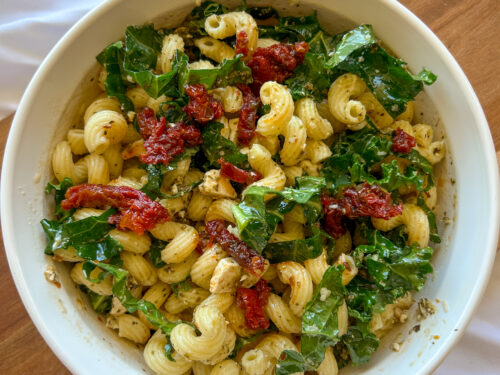 mediterranean-kale-pasta-salad