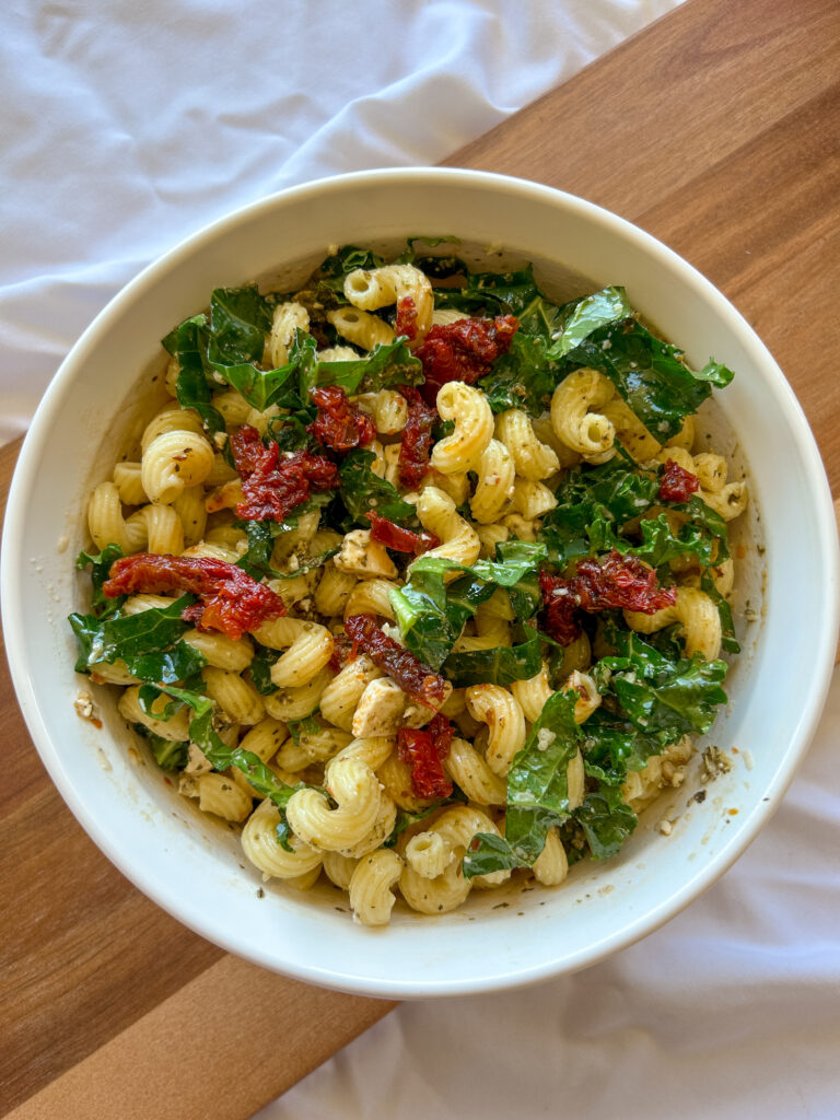 Mediterranean kale pasta salad with feta and sundried tomatoes — Sam’s Club copycat recipe