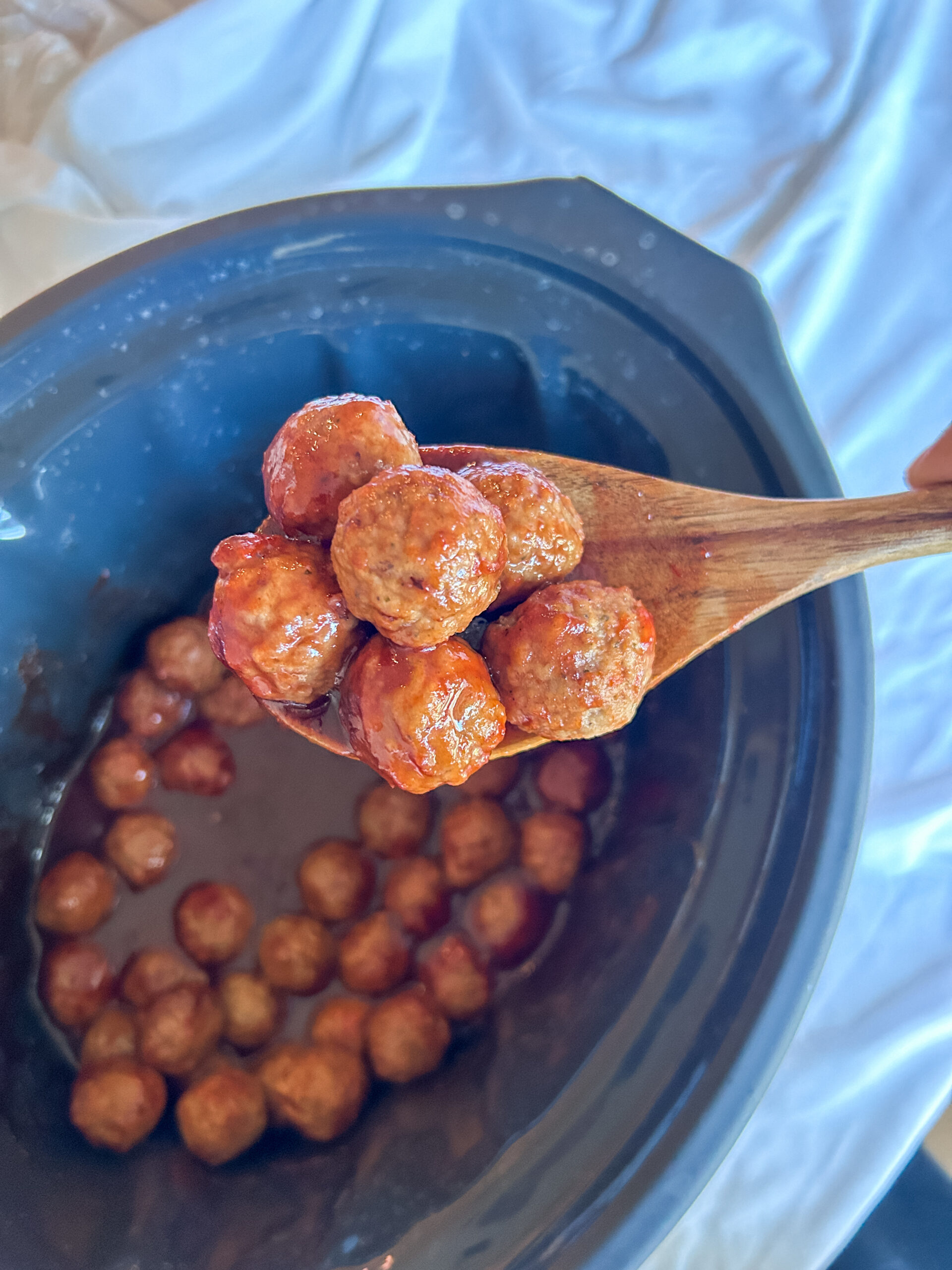 crockpot grape jelly meatballs