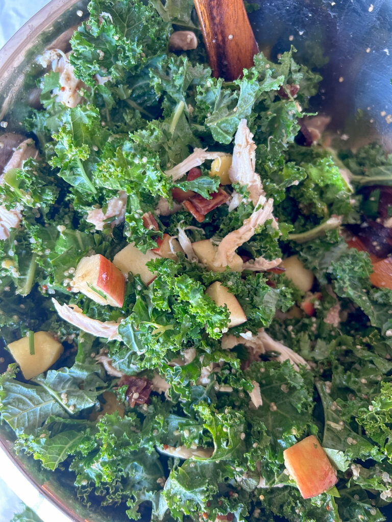 kale and quinoa salad step-by-step