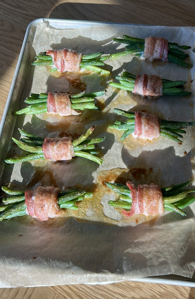 Baked bacon wrapped green bean bundles with crispy bacon