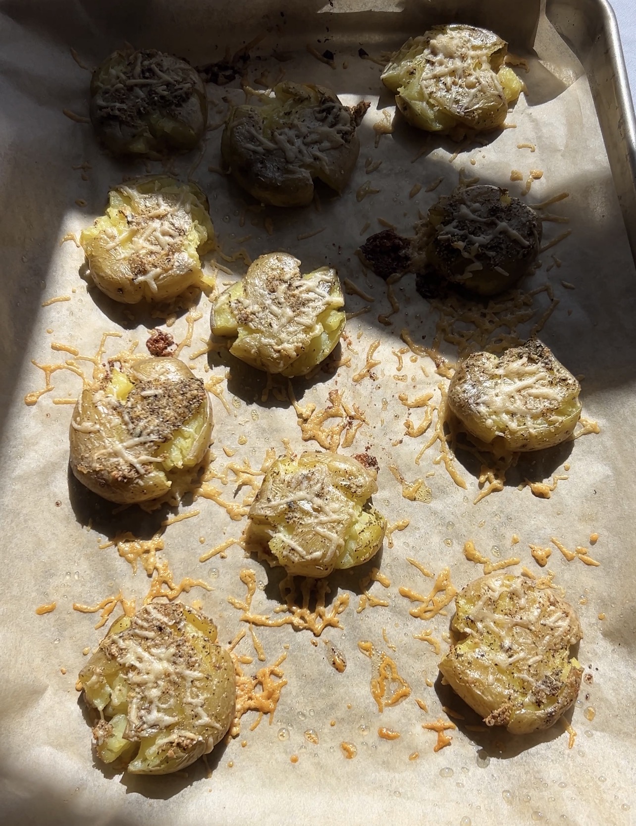 Parmesan Smashed Potatoes (Ultra Crispy and Golden) - The Spice Girl ...