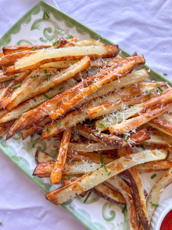 Real Ruffle Fries Air Fryer Truffle Fries (Garlic Parmesan Style) - The Spice Girl Kitchen