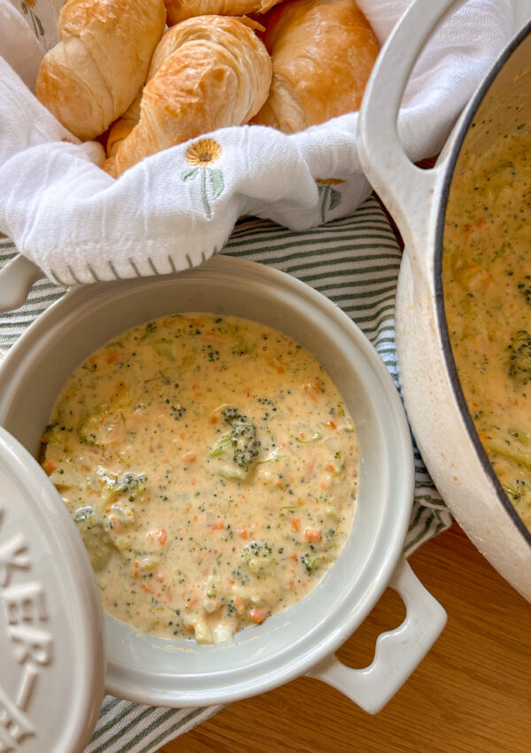 Copycat Panera Broccoli Cheddar Soup